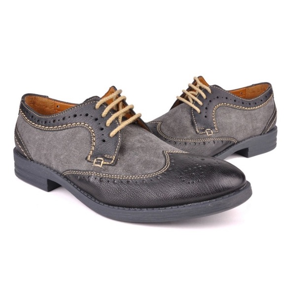 Clarks Other - Clark’s Delsin Wing Oxford Shoes